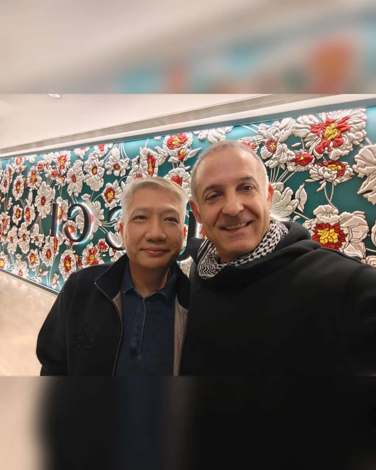在香港与 Angelo Giuliano 先生会面